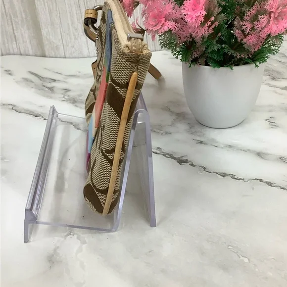 GUC Coach Signature Khaki Multicolor Wristlet - Picture 4 of 7